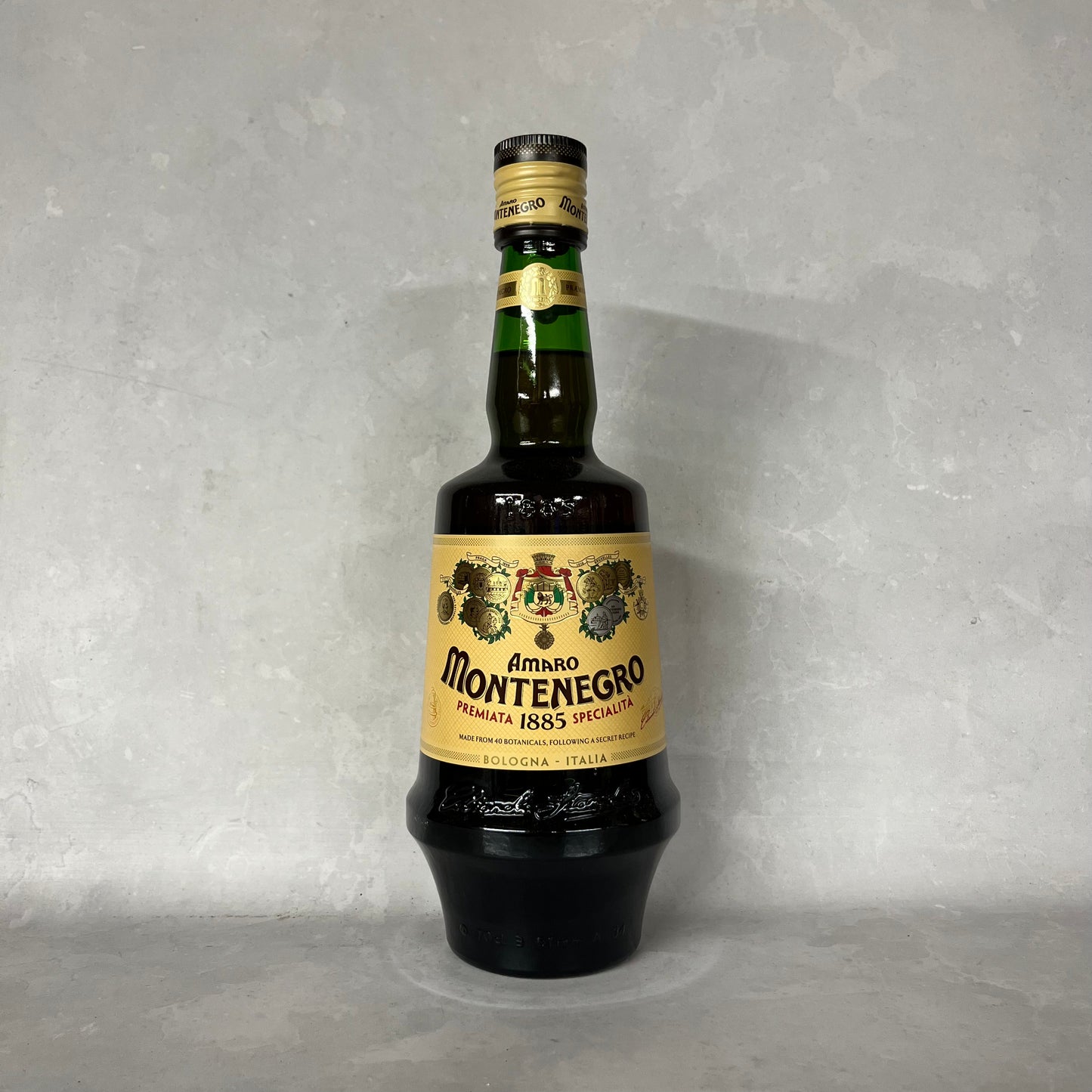 AMARO MONTENEGRO